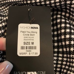 NWT Fashion Nova mini skirt